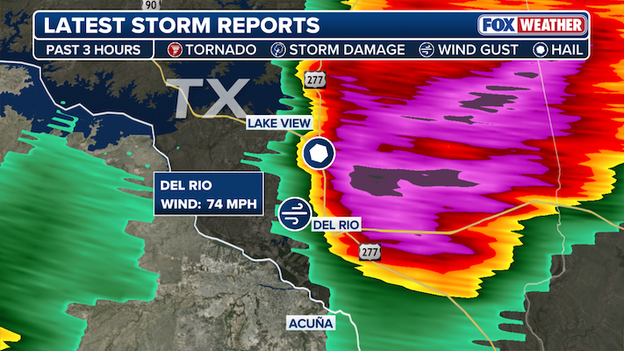 Destructive thunderstorm tearing through Del Rio, Texas