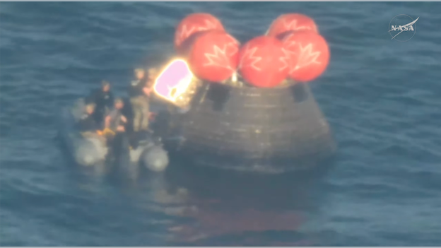 Confirming the successful opening of the Integrity side hatch