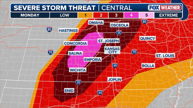 Live updates: Strong tornadoes slam the Plains, Upper Midwest in multi-day severe weather outbreak - FOX Weather