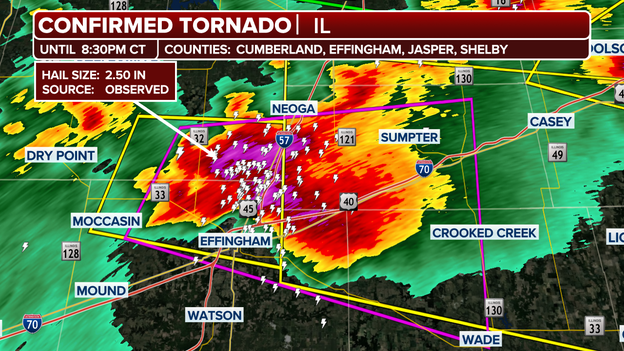 Confirmed Tornado moving through Effingham, Illinois