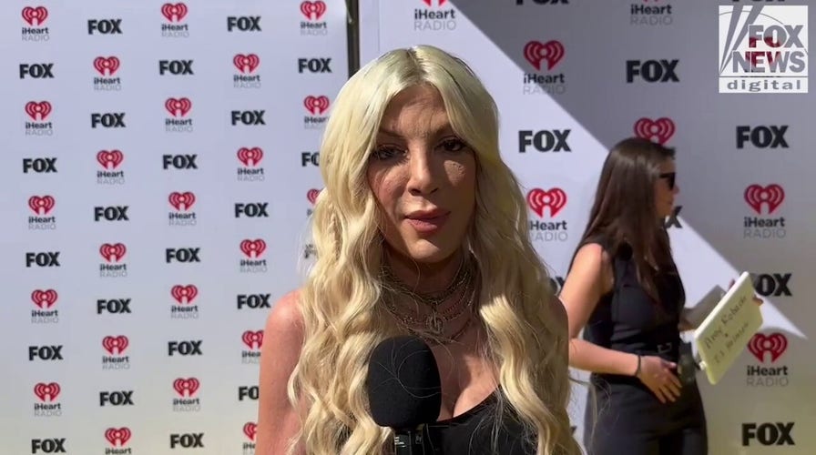 Tori Spelling shares details about her divorce from Dean McDermott