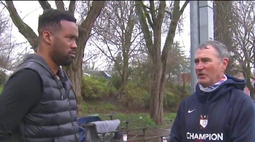 Seattle residents speak out to Lawrence Jones on homeless crisis: ‘Makes me depressed’