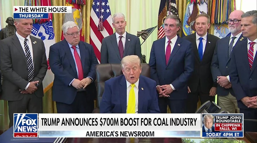 Trump announces $700M plan to boost coal industry