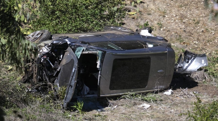Tiger Woods SUV moving at 'high rate of speed' before rollover: Report