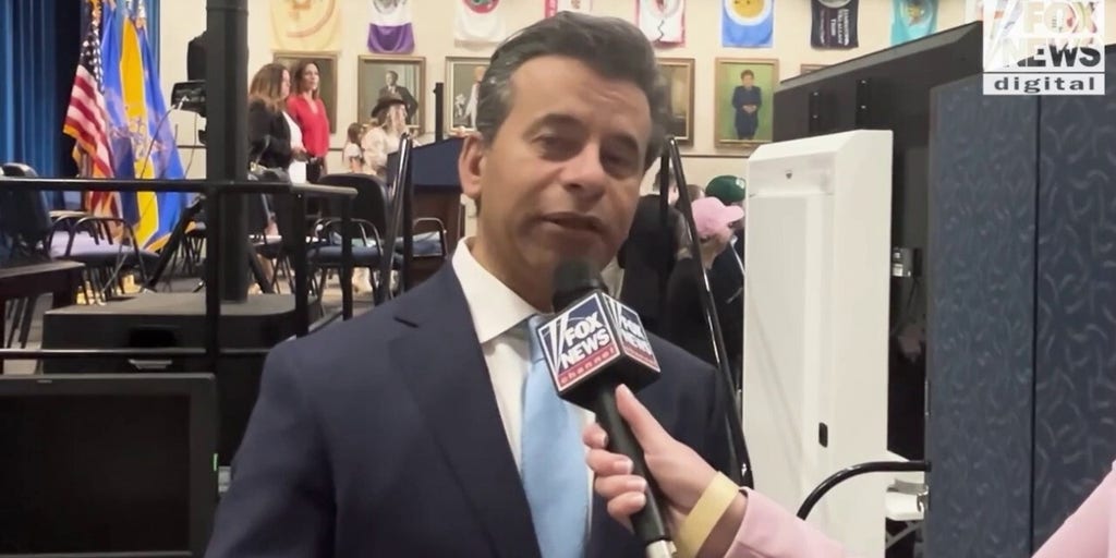 FDA Commissioner Makary speaks of 'first step' in tackling children's health issues after food dye ban