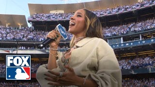 Tinashe & Deborah Cox perform National Anthems  ahead of World Series Game 4