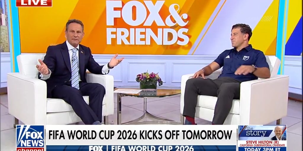 Brian Kilmeade speaks with former USMNT player Alecko Eskandarian on FIFA World Cup excitement