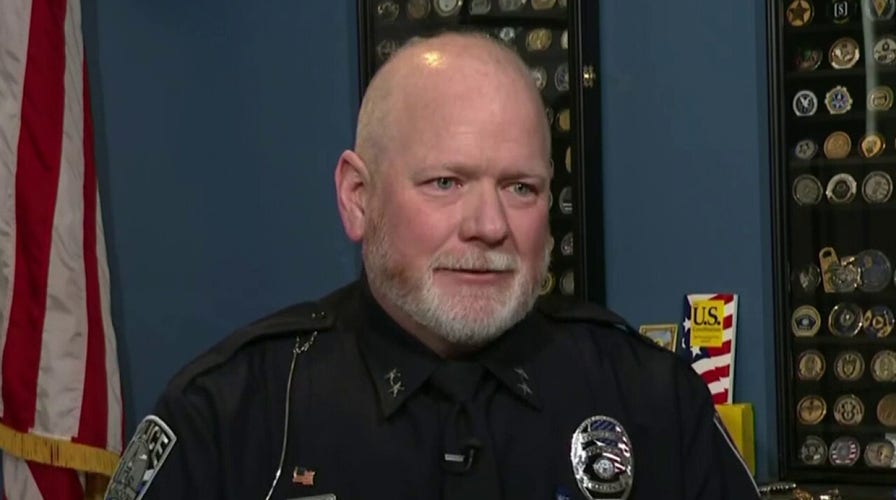 Moscow, Idaho, Police Chief Breaks Down In Tears Over University ...