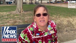 Americans save cash and give fewer gifts this holiday due to inflation - Fox News