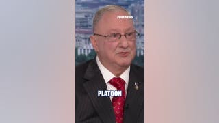 Maj Gen Arnold Punaro honors Marine who saved his life in Vietnam
