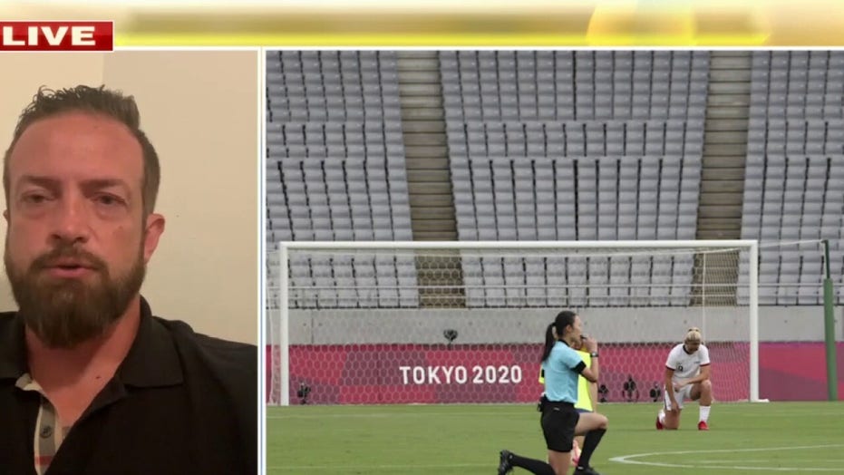 Losing Before The Match Even Kicked Off Us Women S Team Takes Knee Promptly Loses 3 0 Fox News Losing Before The Match Even Kicked Off Us Women S Team Takes Knee Promptly Loses 3 0 Fox News