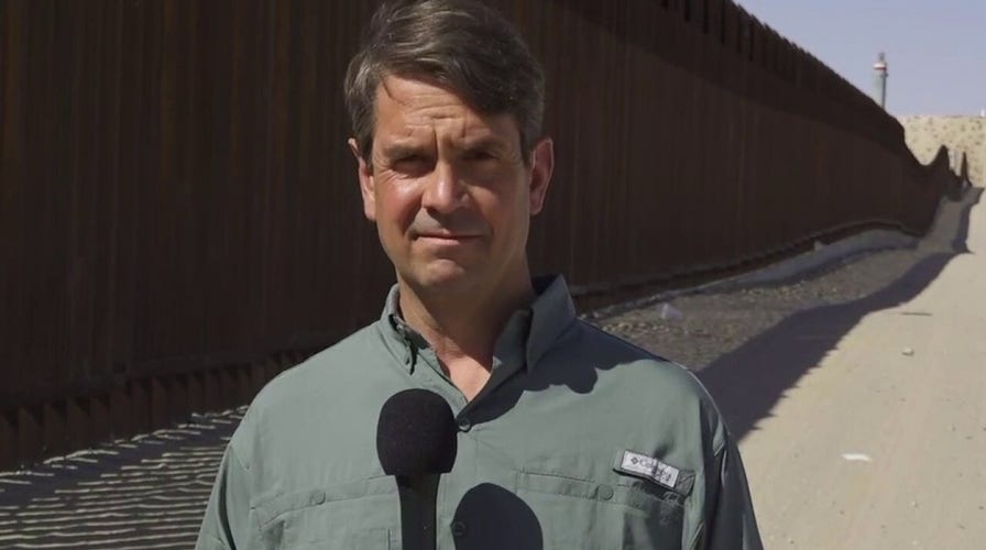 FOX live on scene at US-Mexico border as Biden's border crisis builds