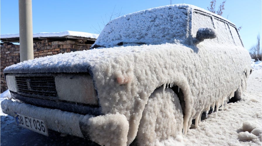 Can it be too cold to snow? Why lifting of air matters