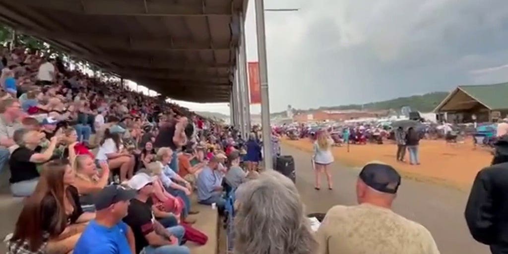 Virginia Democrat Gov Spanberger booed at Old Fiddlers' Convention