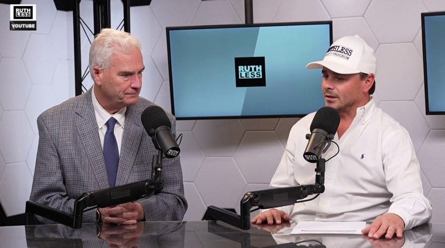 Rep. Tom Emmer shreds Schumer as 'scared old man' who won't end shutdown because he's afraid of progressives