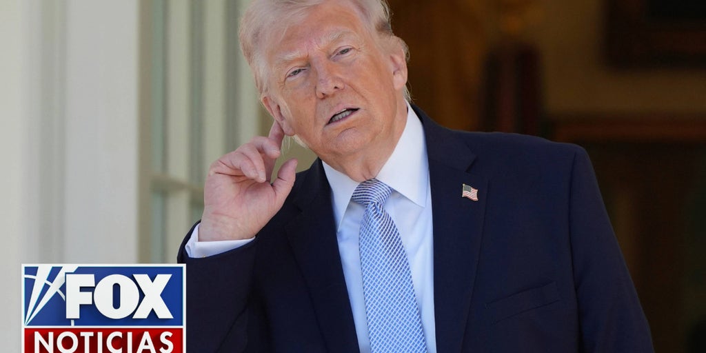 Demócratas intensifican ataques contra Trump