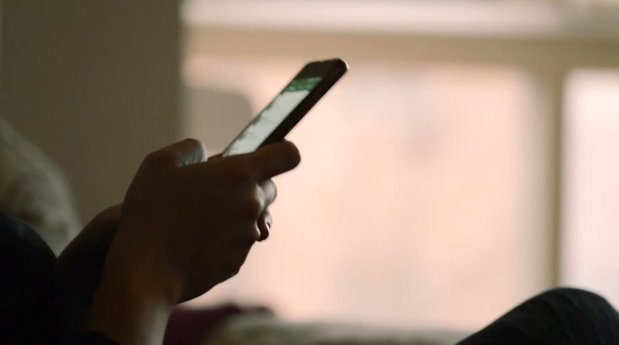 Don't get fooled by fake updates and notifications on your phone