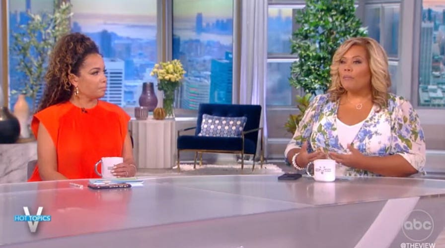 ‘View’ host predicts ‘bloodbath’ for Democrats in midterm elections 