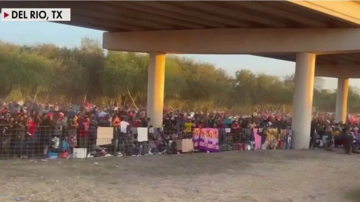 Sen. Ted Cruz provides footage on the ground at Del Rio border