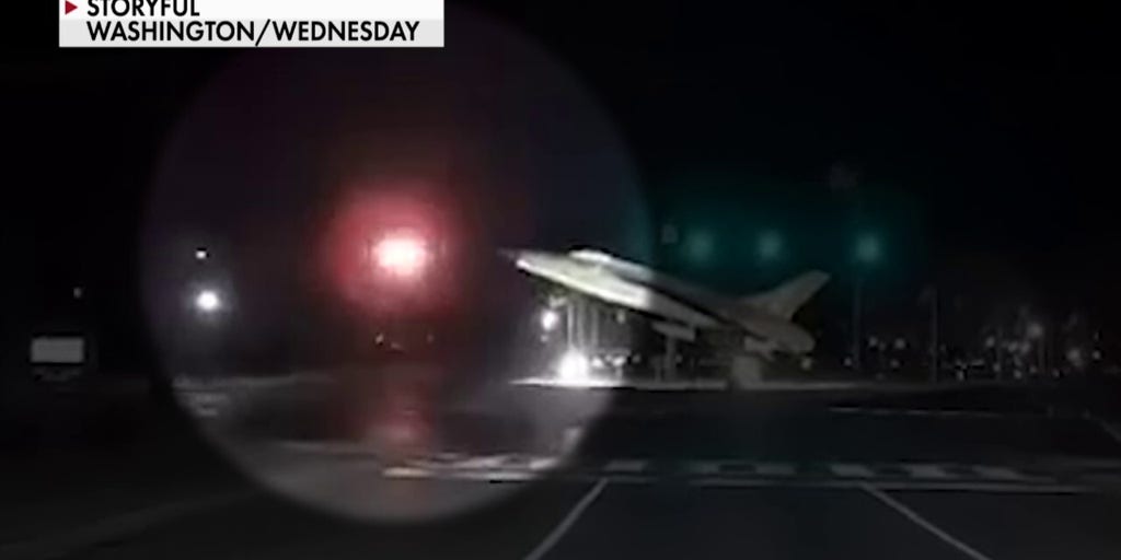 DC plane crash seen on dashcam video