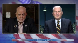 Biden’s fear of Russia’s nukes crippled Ukraine early on: Col. Richard Kemp