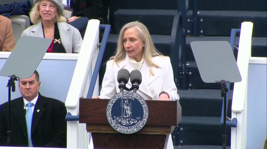 Spanberger sworn in as Virginia governor, takes swipes at Trump administration