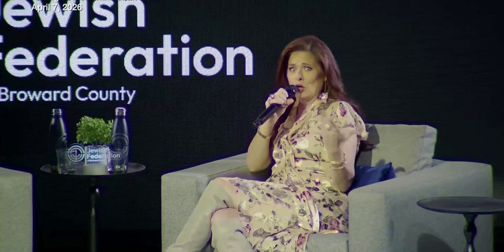 Debra Messing calls out activists’ ‘hypocrisy’ over Iran silence