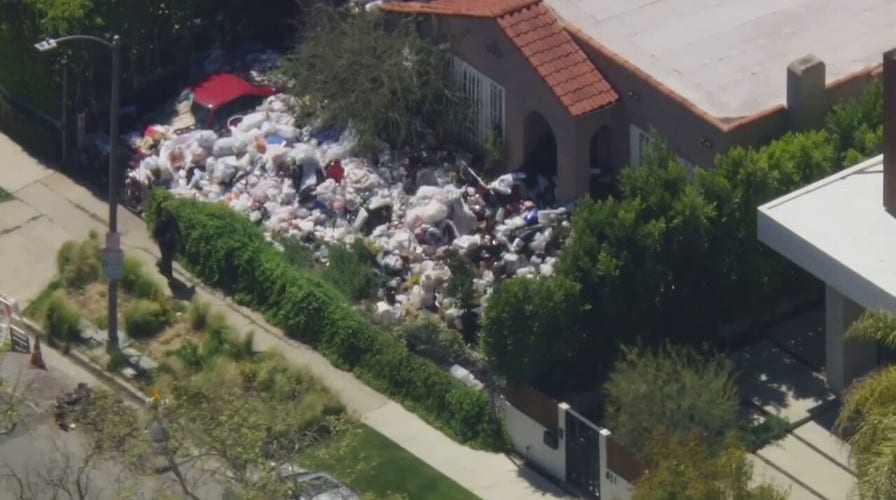 Eyesore "trash house" in affluent Los Angeles neighborhood