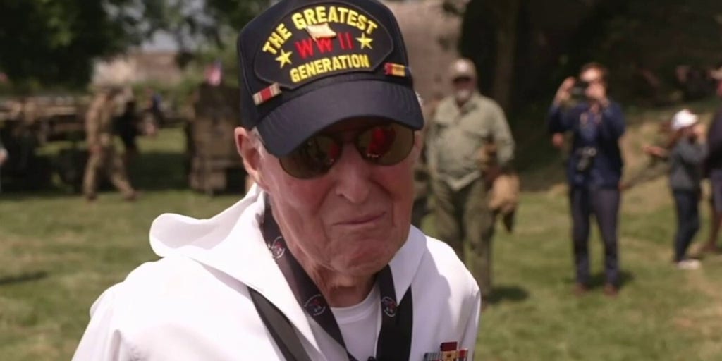 WWII hero commemorates D-Day sharing his story fighting in the battle of Iwo Jima