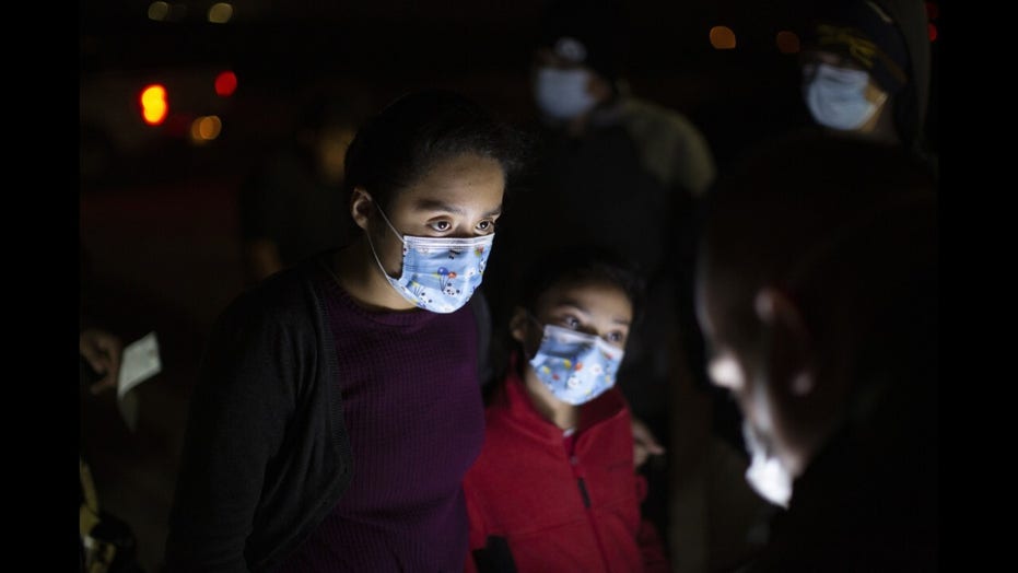 9 Year Old Mexican Girl Drowns Crossing Rio Grande Into Us Fox News