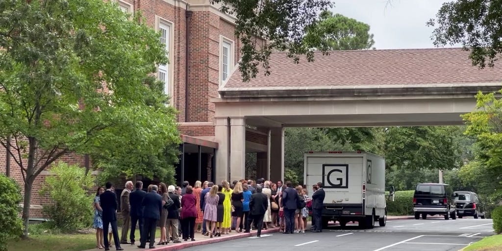 Eliza Fletcher funeral Mourners line up outside to bid farewell Fox