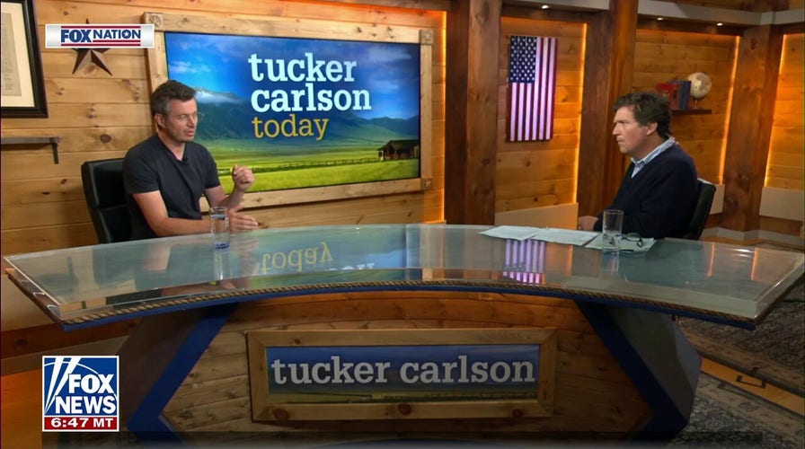 Tucker: How totalitarian states emerge through mass formation