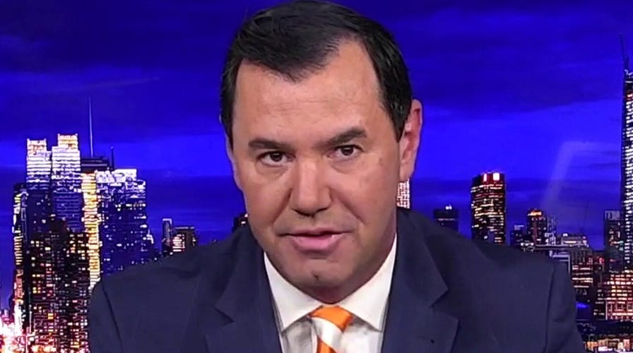 Concha: NYT writer thinks federal guidelines should only be 'in line' with progressives