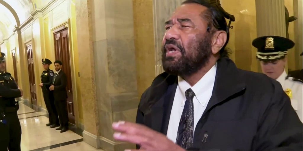 Dem Rep. Al Green doubles down on impeaching Trump after boot from president’s address to Congress