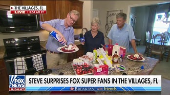 Steve Doocy surprises Fox News fans in Florida with breakfast 