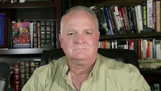 Lt. Col. Daniel Davis calls war in Ukraine 'militarily lost' - Fox News