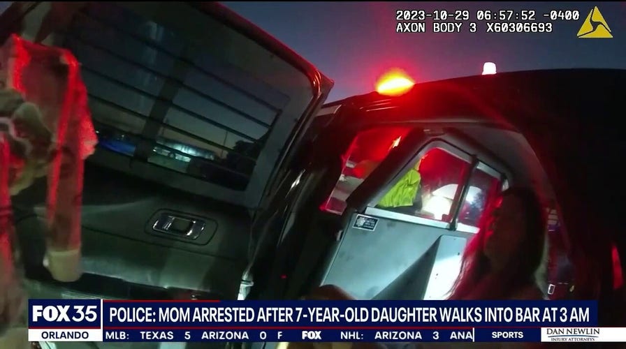 Mom arrested after young daughter went into bar looking for her: police