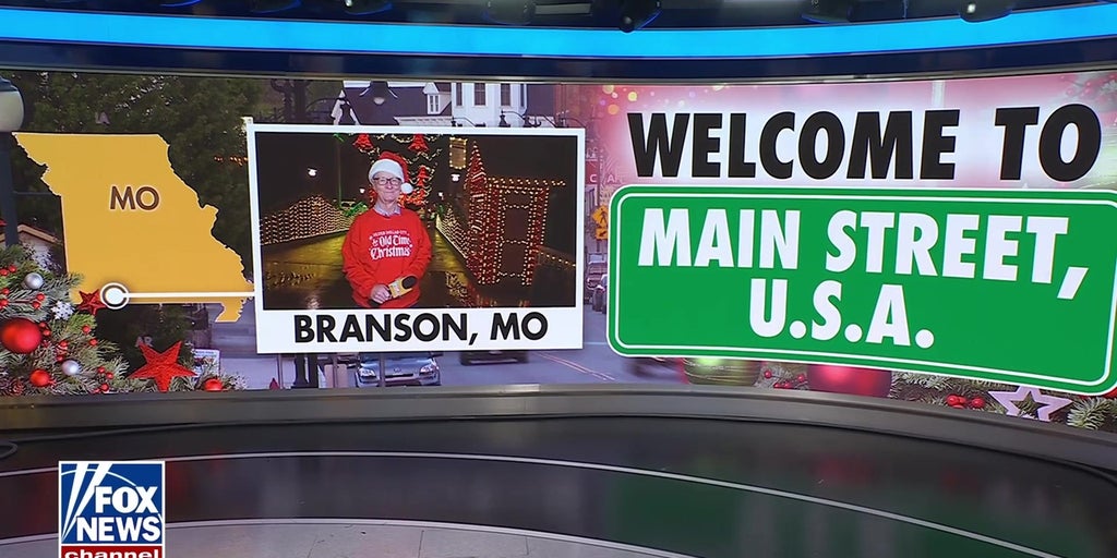 Steve Doocy gets in the Christmas spirit in Branson, Missouri