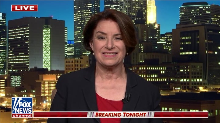Amy Klobuchar says tariffs ‘damaged’ the economy after SCOTUS rules down on Trump economic policy