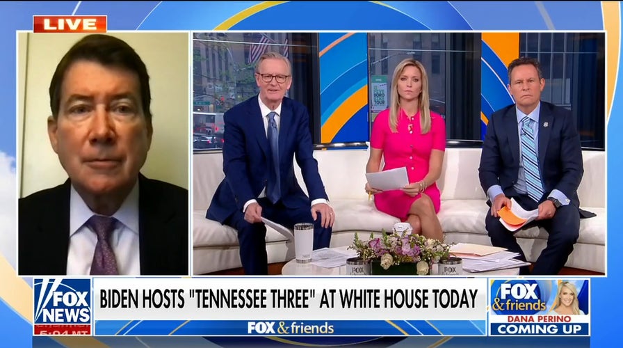 Sen. Hagerty on Biden hosting 'Tennessee Three' after school shooting: 'Focused entirely on politics'