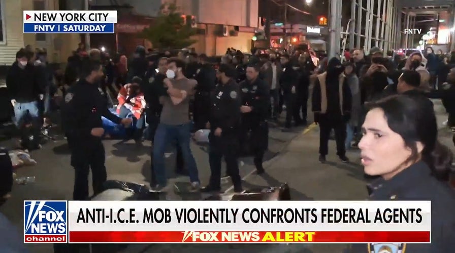 Anti-ICE mob violently confronts federal agents in NYC after immigrant arrest