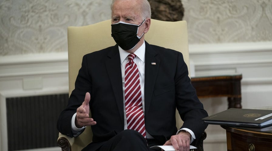 Biden tells governors minimum wage hike unlikely to pass