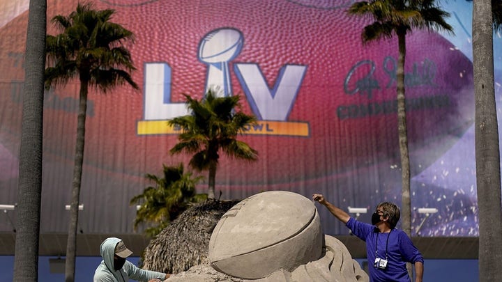 NFL chief medical officer: We should all act like someone is COVID-affected around us 