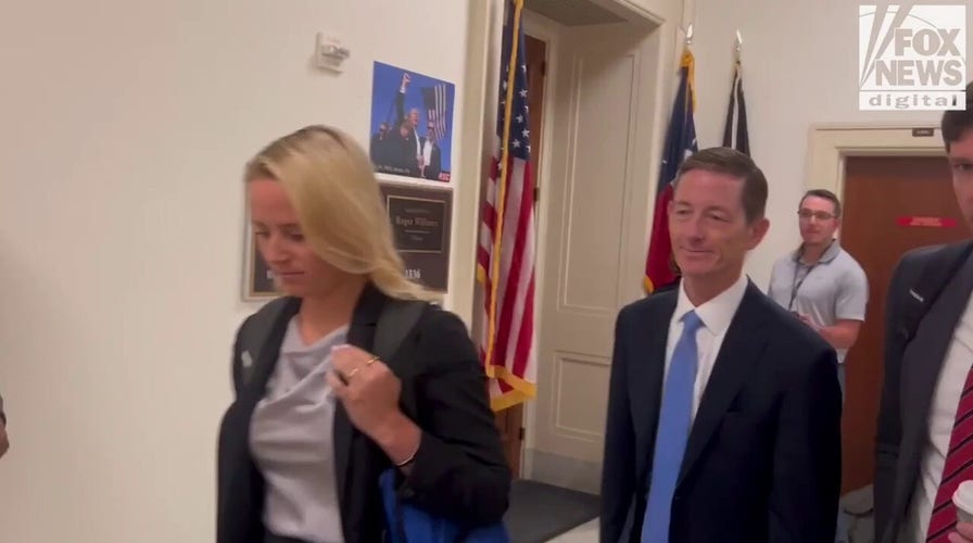 Ex-Biden aide Bruce Reed ignores reporters ahead of cover-up probe interview