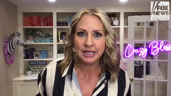 Parenting expert Hannah Keeley advises new moms to use 'permission slip' concept