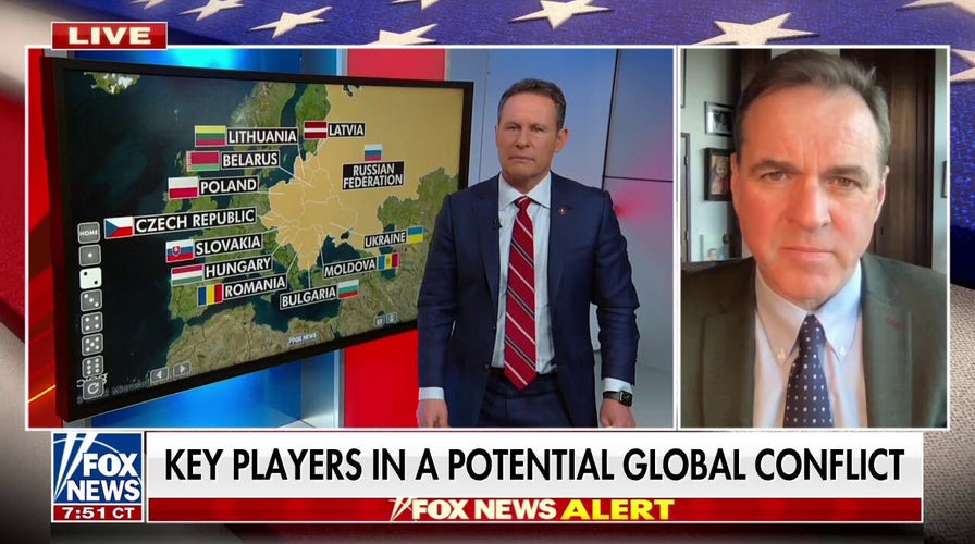 Putin is bluffing: Hoover Institution senior fellow