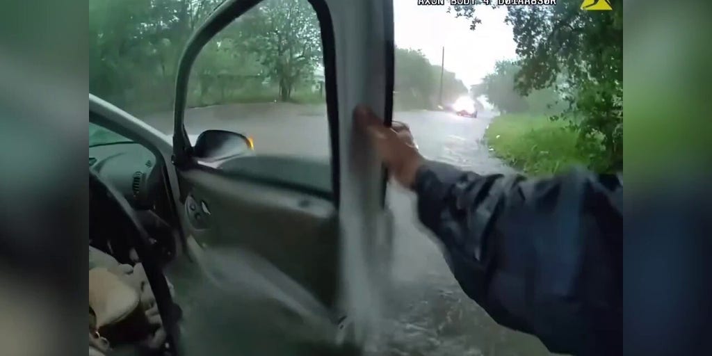 Video captures dramatic rescue of baby from vehicle trapped in Texas floodwaters
