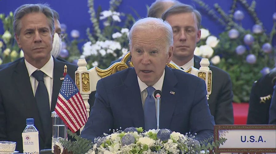 Biden mistakenly thanks Colombia for hosting ASEAN summit in Cambodia