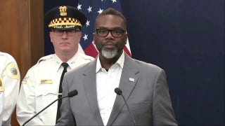 Chicago mayor accuses Trump administration of trying to ‘incite’ fear with ICE operations  - Fox News