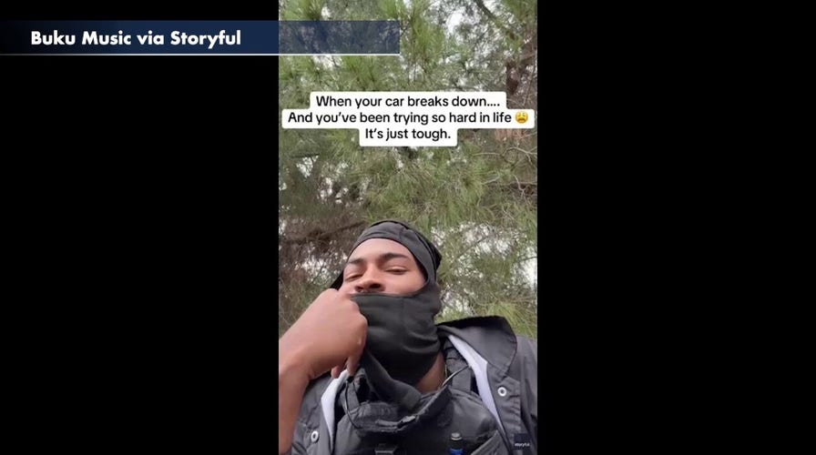 Justin Bieber helps stranded antheral   connected  the broadside  of the road, offers prayer